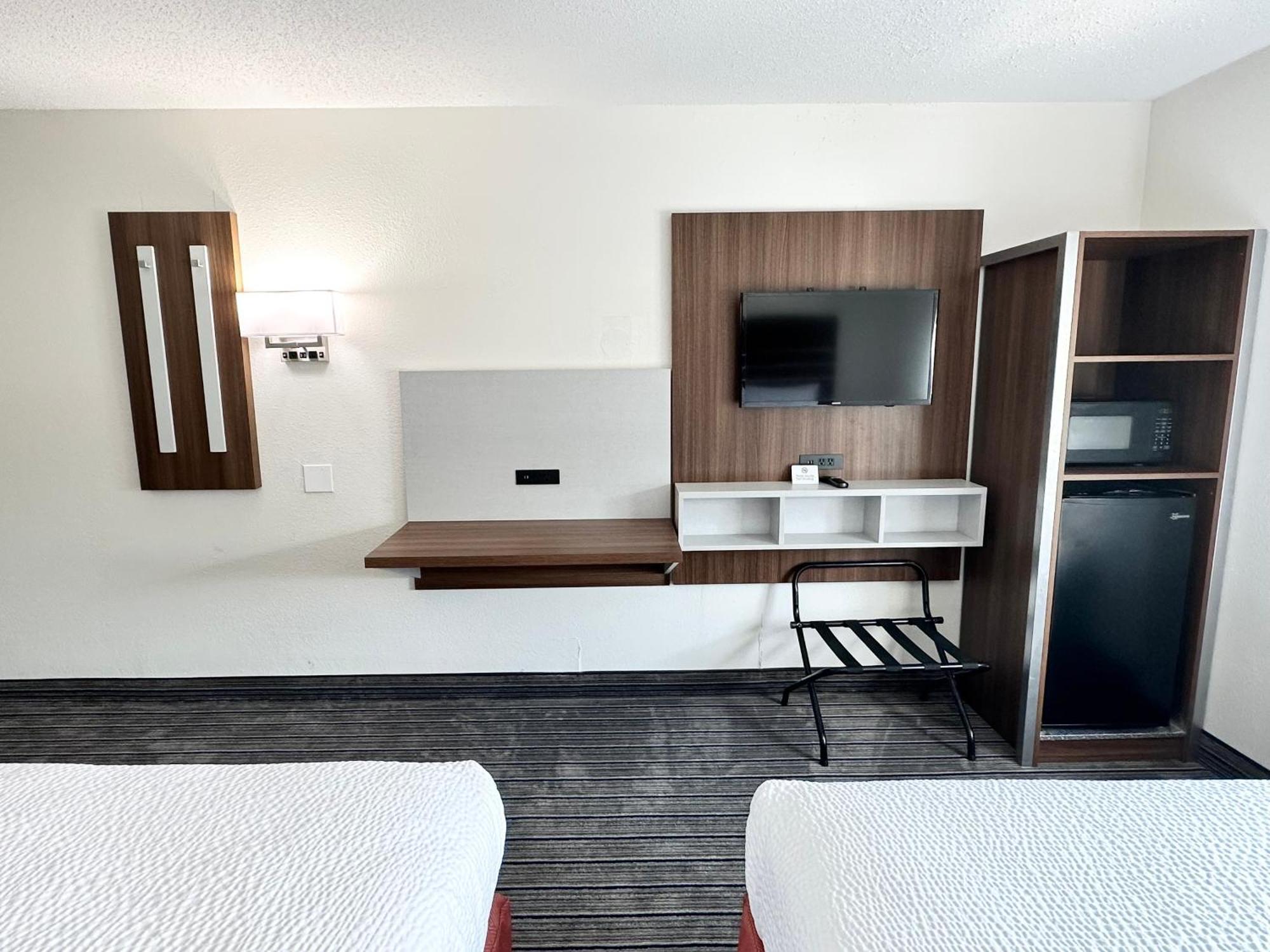 Hotel Ramada By Wyndham Lithia Springs Atlanta Exterior foto